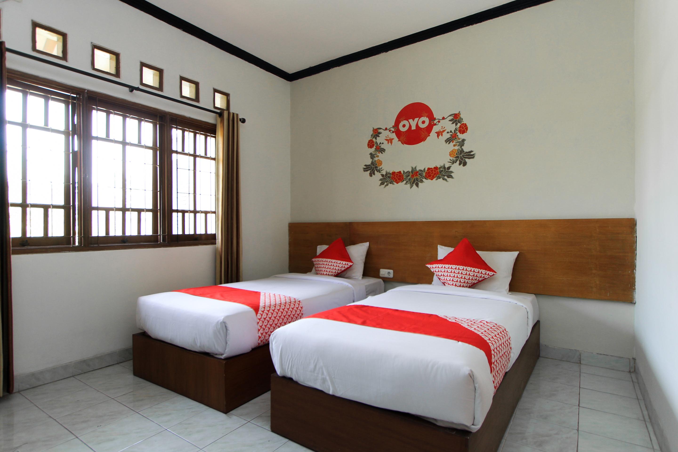 Santo Guest House Sorabaya Extérieur photo