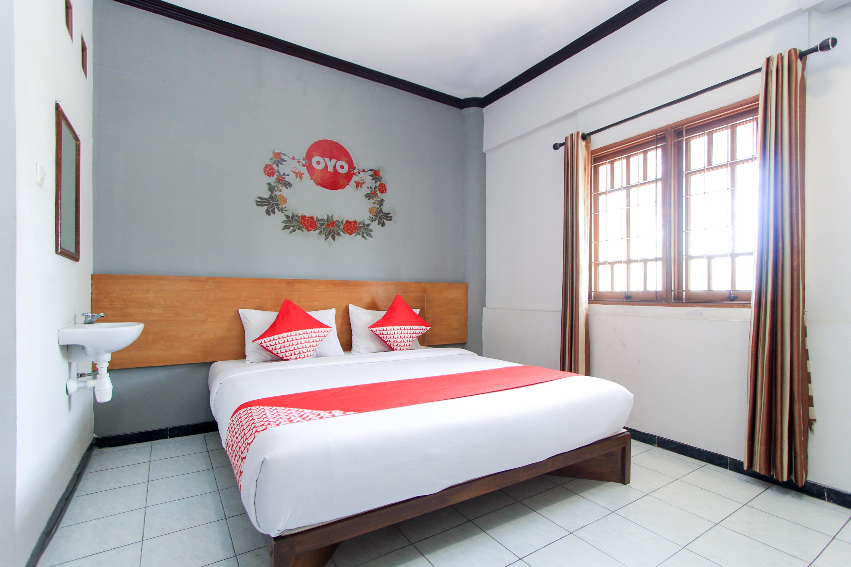 Santo Guest House Sorabaya Extérieur photo